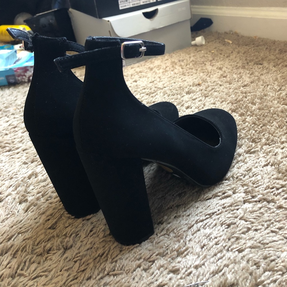 Black heels